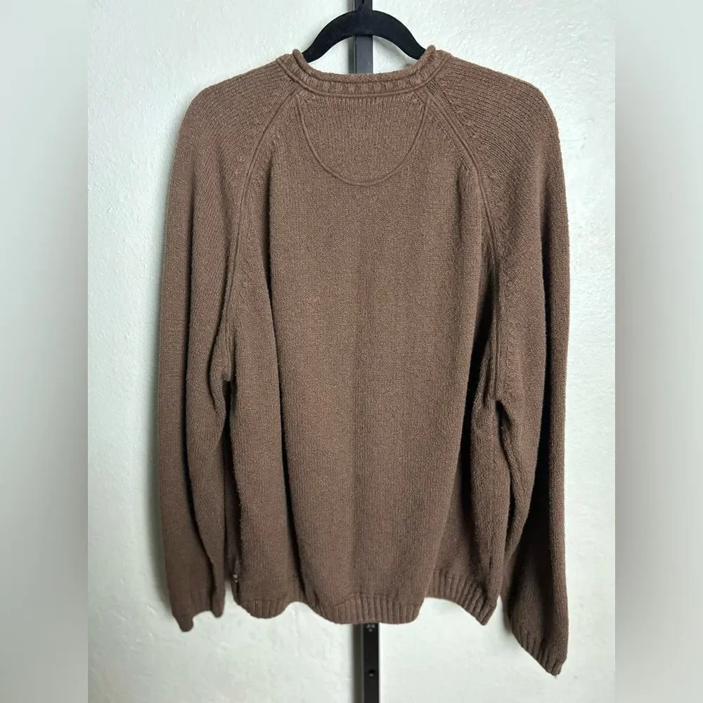 Tommy Bahama Men's Crewneck Sweater in Warm Brown
